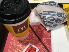 -麦当劳(中唱大厦店)