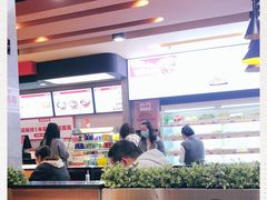 大堂-每味每客·重庆麻辣烫(国泰店)
