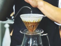 手冲咖啡-明谦·Coffee&Cocktail Bar(美您公园店)