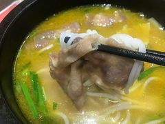 -妈妈故事米线(市府恒隆店)