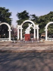 -玄武湖景区-情侣园游乐场