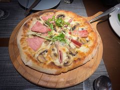 -卡普里披萨·牛扒·下午茶