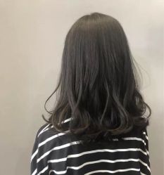 -慕名造型