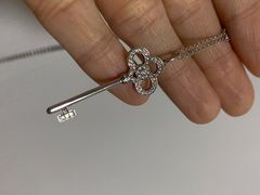 -Tiffany & Co.蒂芙尼
(广州太古汇店)