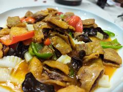 -三江源美食城