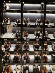 -BRANS PORO布朗斯伯勒西装高级定制·瑞璞西装(金陵店)