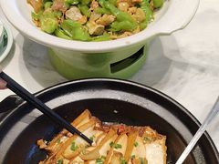 -绿草地·湘菜(酃湖师院店)