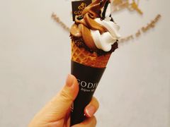 香草黑巧双重口味-GODIVA(恒隆广场店)