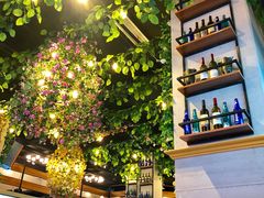 -壹号院音乐餐厅•烤全羊•新疆菜(浐灞店)