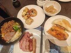 -大连星海皇冠假日酒店