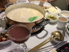 -六少·猪肚包鸡火锅(卓悦INTOWN店)