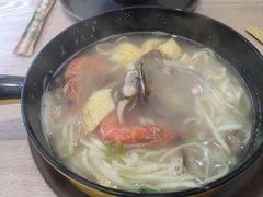三鲜顶汤面-好麺世家海鲜面馆(新建中路店)