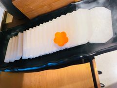 白萝卜-牛村来人潮汕牛肉火锅(西单店)