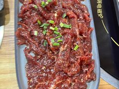 烤嫩牛肉-小米烤肉·和牛原切-创意韩料(东关店)