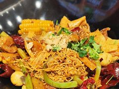 -醉人椒麻辣香锅(王府井喜悦店)