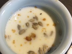 -壹号院音乐餐厅•烤全羊•新疆菜(浐灞店)