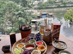 -包整·丝娃娃(甲秀楼景观店)