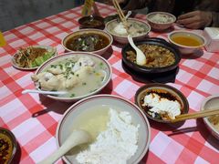 -老方桌烂蹄花川菜馆(九龙坡店)