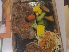 -豪客来牛排(雄峰城店)