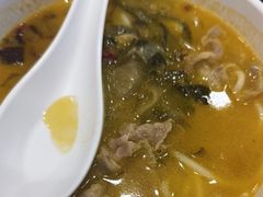 -三千粉牛肉米粉(来客茂店)