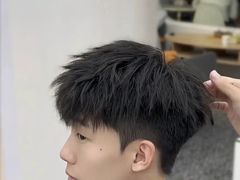 -鸿通城购物中心