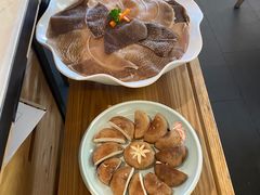 -左庭右院鲜牛肉火锅(浦江欢乐颂店)