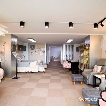 特别适合凹照骗位置：双井首城国际时源美甲店