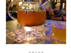 -云卷云书咖啡厅