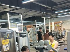 -超鹿运动(五四路恒力城店)