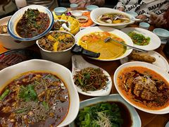 -有红鸡毛店·川菜(建设路店)