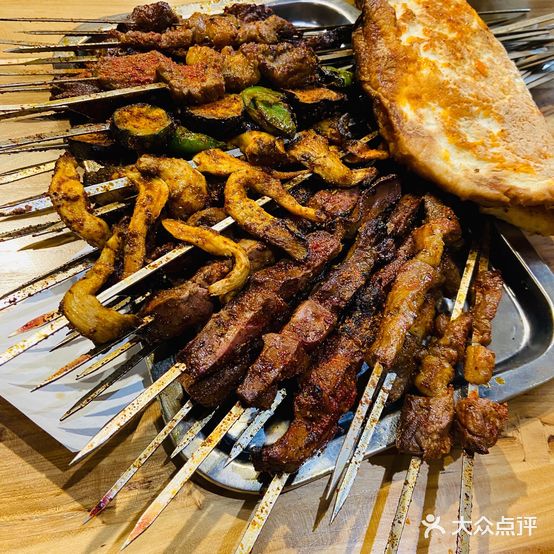 哈丽麦尔凉皮烧烤(盲校总店)