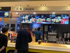 门面-麦当劳(光新乐购店)