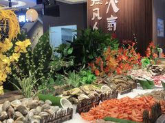-容城湾烤肉海鲜自助(清远保利广场店)