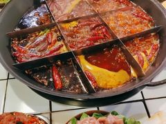 -财二舅火锅招待所