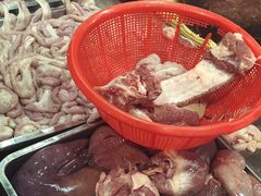 -标记美食新鲜猪杂(兴南大道店)