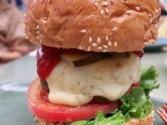 -Let'sBURGERplus·非常创意汉堡(三里屯店)