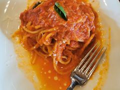 -WOLFGANG PUCK KITCHEN & BAR(迪士尼小镇店)