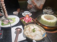 -得意咚瓜·顺德鱼生·冬瓜火锅(深圳首店)