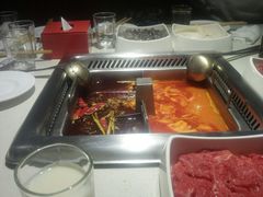 -海底捞火锅鲜切牛肉主题店(长寿路店)