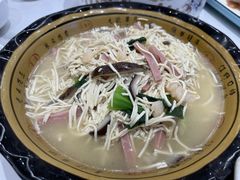 -老季市·三代非遗传承·地标美食老汁鸡(工农路店)