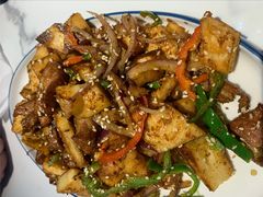 馕炒肉-欧提汗·新疆餐厅·清真(银都路店)