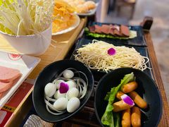 招牌鸭血-麻田会 ·鲜活现烹·牛蛙火锅(珠江新城维家思广场店)