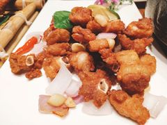 柠檬叶酥小排-老滇山寨•云南特色菜•地方菜•民族风情歌舞表演(金碧店)