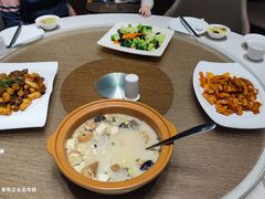 -郑庄脂渣海鲜楼(九水路店)