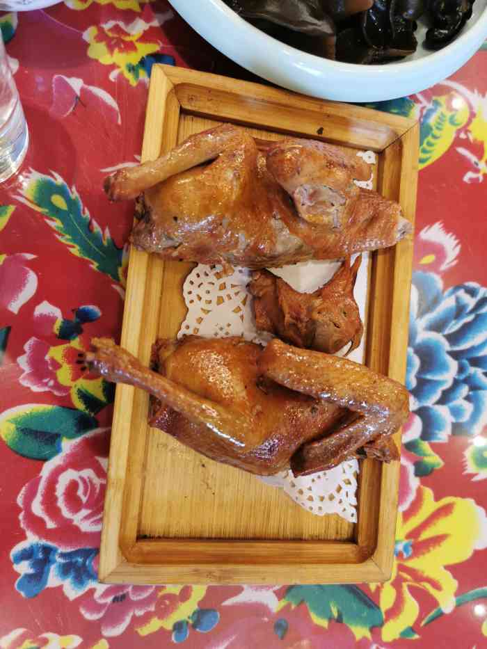 7号院烧鸽子(门头沟店)