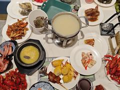 -金马门国际美食百汇(珞喻路店)