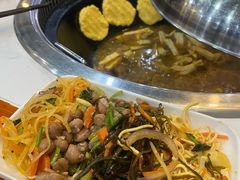 -70後铁锅炖(坡博总店)