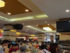 -御满江海鲜酒家(洛溪新城店)