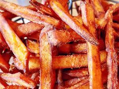 -LENBACH RIVERSIDE 兰巴赫(蟠龙天地店)