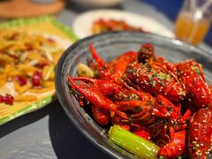 -肥肥虾庄·金牌油焖大虾(杨园滨江时代walk店)